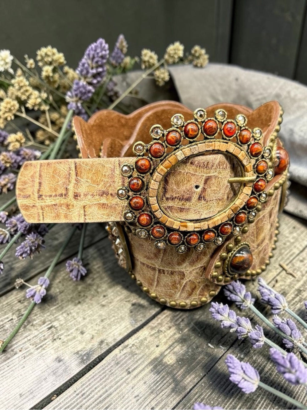 Leatherock USA Y2K Leather Scalloped Belt Croc Embossed Stone Cabochons Boho